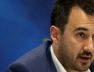 Στοχευμένες προσλήψεις στο Δημόσιο εξαγγέλλει ο Χαρίτσης